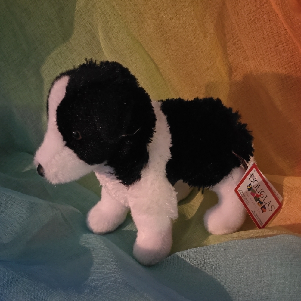 NWT Douglas 4008 Meadow Border Collie Plush